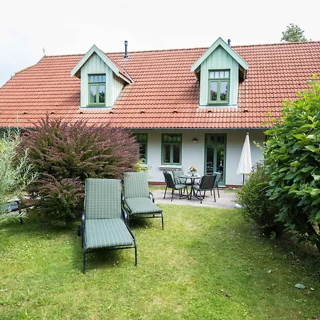 Tatil Evi Ferienhaussiedlung Strandperlen Kuestenhof 1c Wustrow (Fischland)